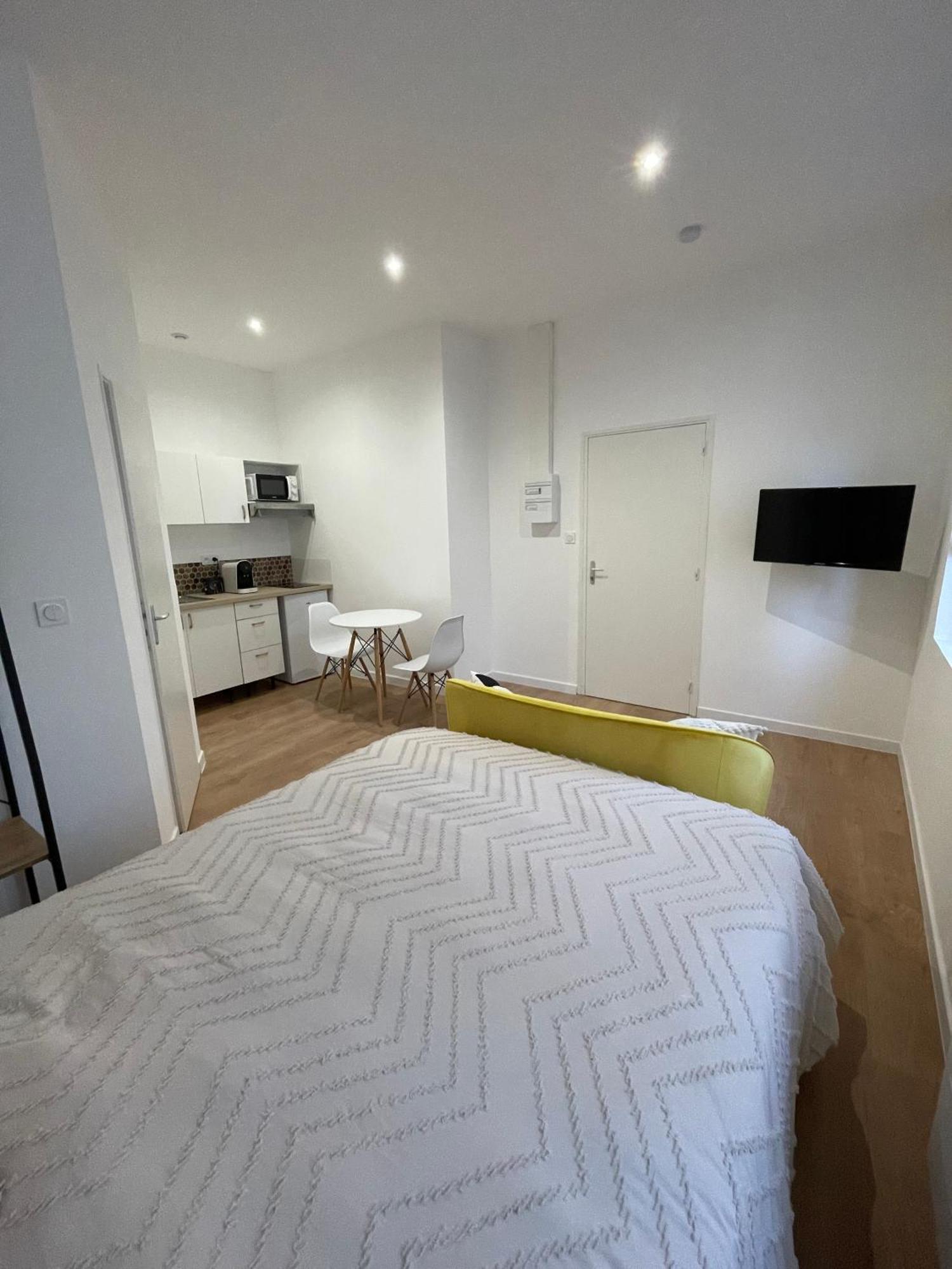 Edenly Stay Saint-Quentin  Bagian luar foto