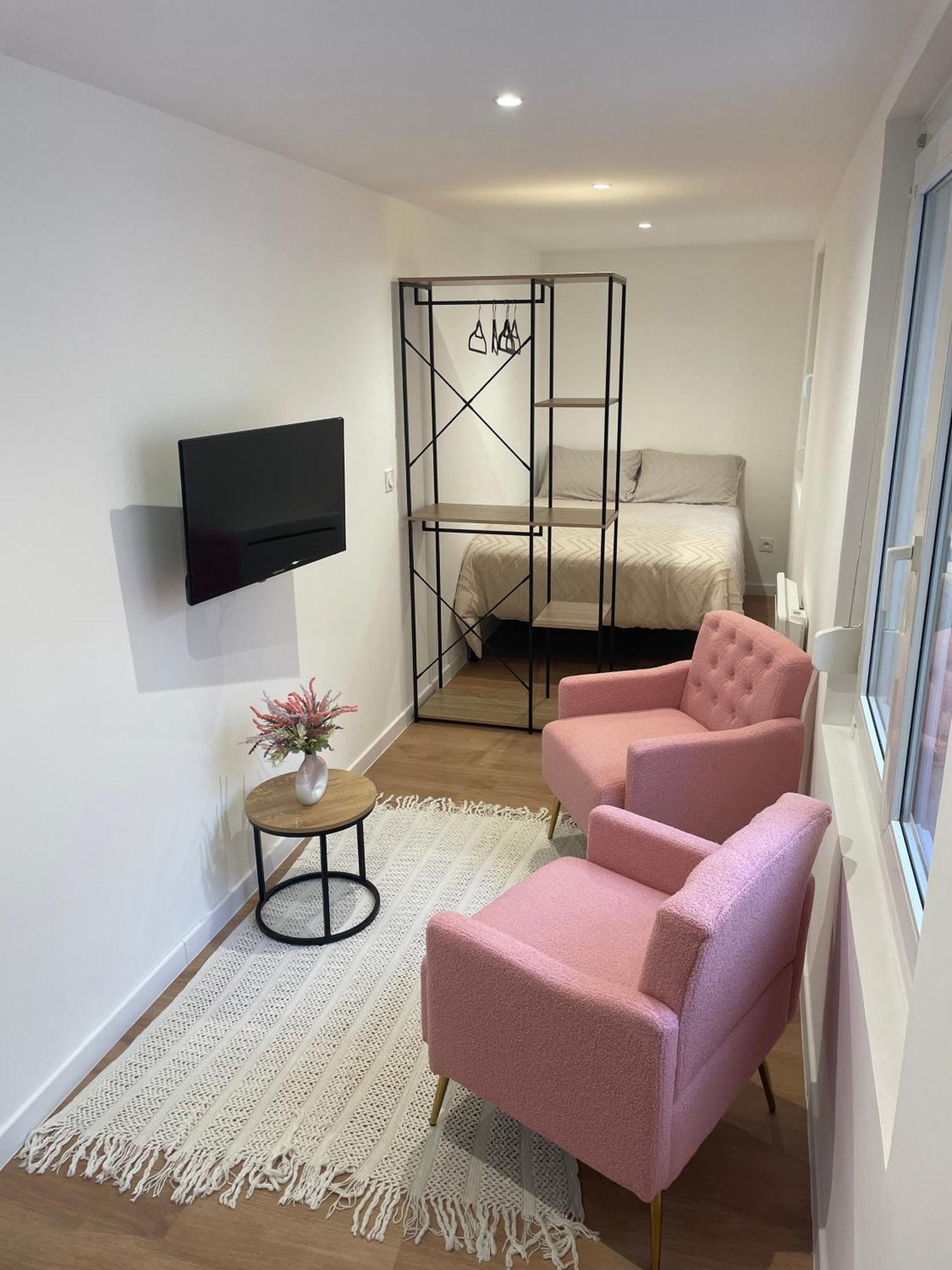 Edenly Stay Saint-Quentin  Bagian luar foto