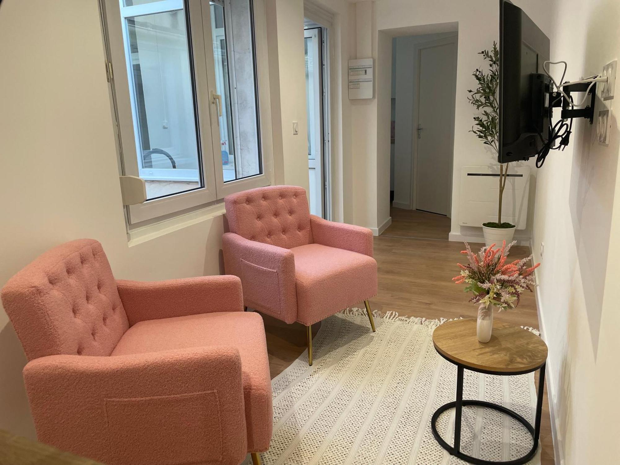 Edenly Stay Saint-Quentin  Bagian luar foto